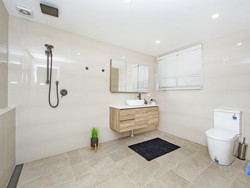 36 Danbury Avenue, Gorokan NSW 2263