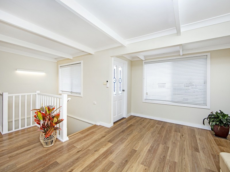 36 Danbury Avenue, Gorokan NSW 2263