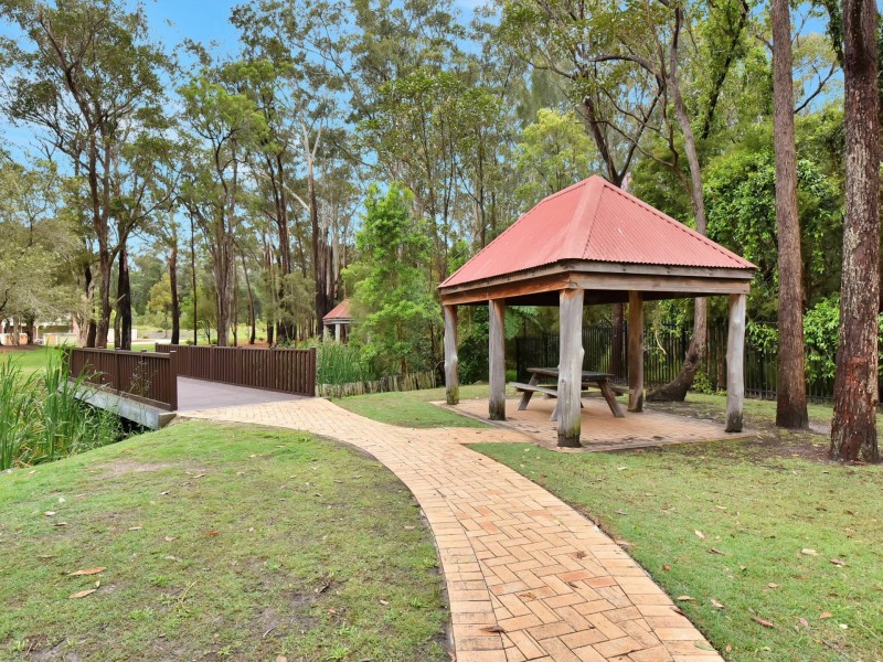 2/17 Brickendon Avenue, Mardi NSW 2259