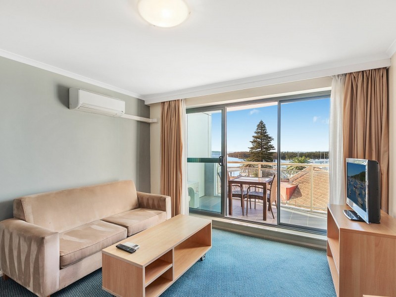 401/89-95 The Entrance Road, The Entrance NSW 2261