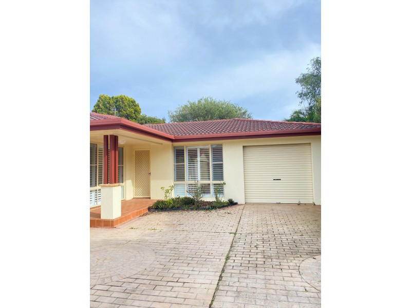 2/43 Warrigal Street, The Entrance NSW 2261