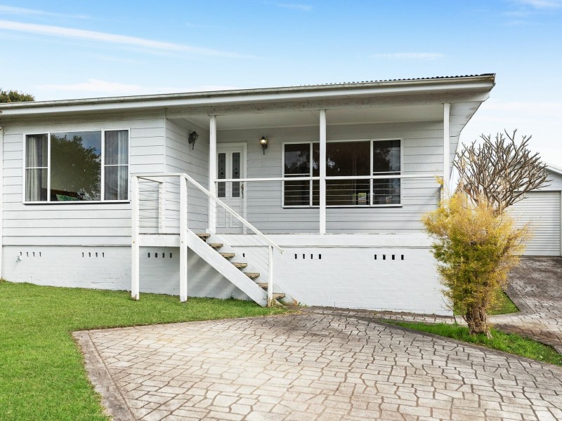 23 Brooke Avenue, Killarney Vale NSW 2261