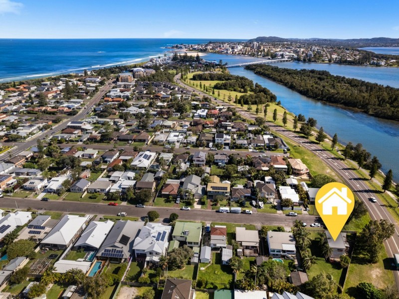 2 Bondi Road, The Entrance North NSW 2261