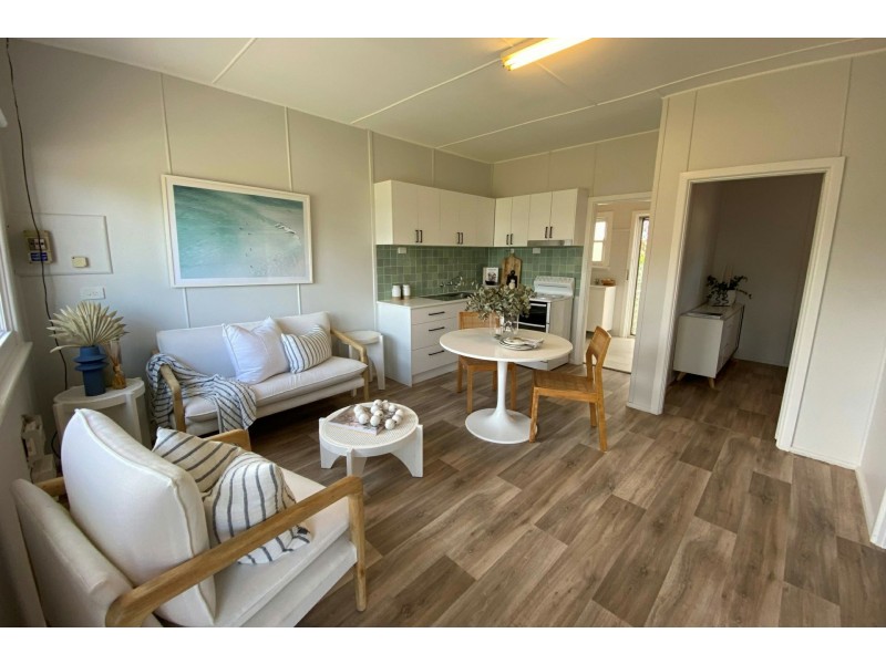 2 Elsiemer Street, Long Jetty NSW 2261