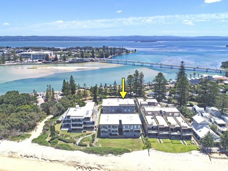 8/3-7 Hutton Road, The Entrance North NSW 2261