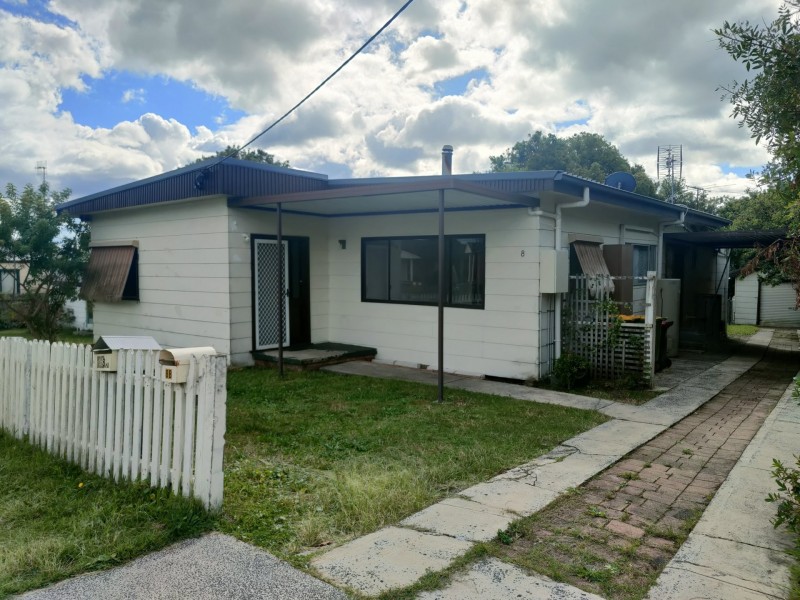 8B Campbell Avenue, The Entrance NSW 2261