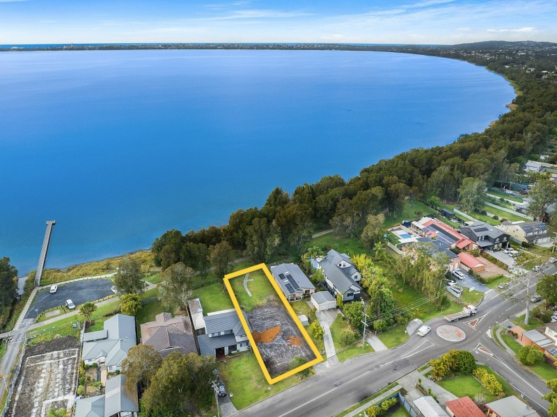 239 Lakedge Avenue, Berkeley Vale NSW 2261