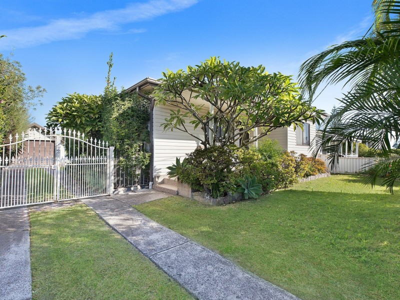 5 Manly Parade, The Entrance North NSW 2261