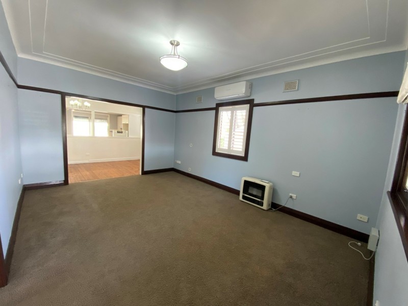 9 Fairview Avenue, The Entrance NSW 2261