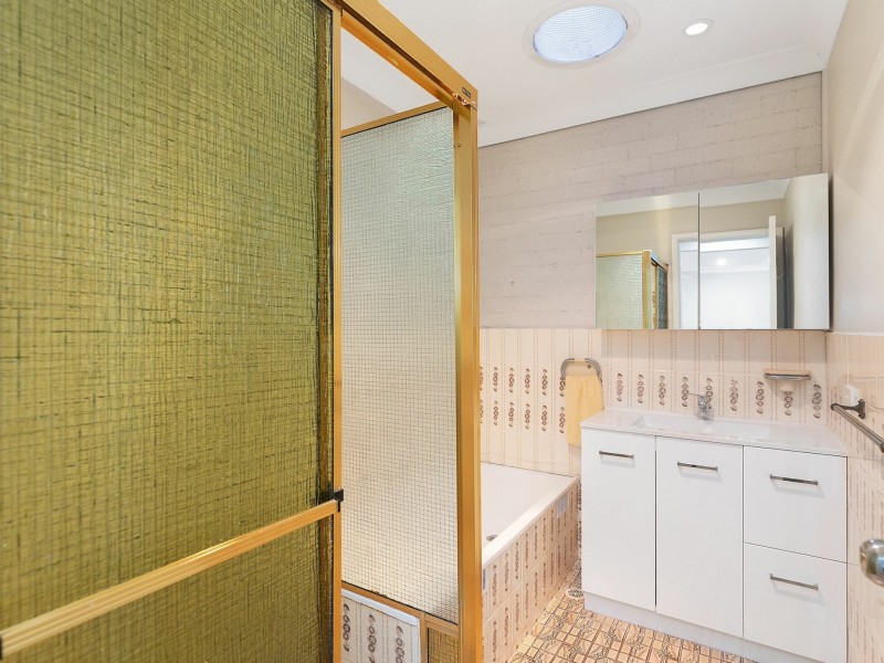 4/142 Hutton Road, The Entrance North NSW 2261