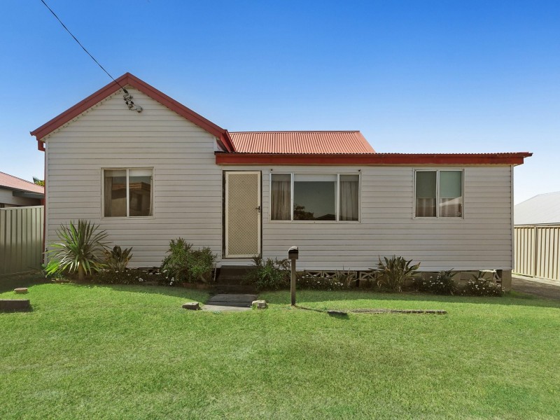 1 Brogden Road, The Entrance North NSW 2261