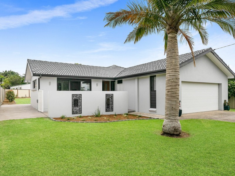 15 Warrigal Street, The Entrance NSW 2261