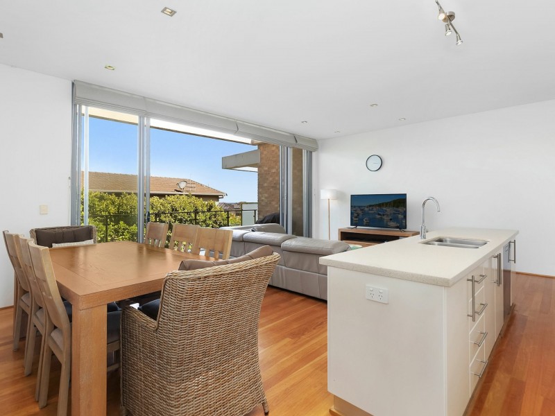 2/146-148 Ocean Parade, Blue Bay NSW 2261