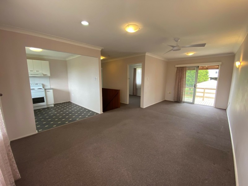 1/7 The Crescent, Blue Bay NSW 2261