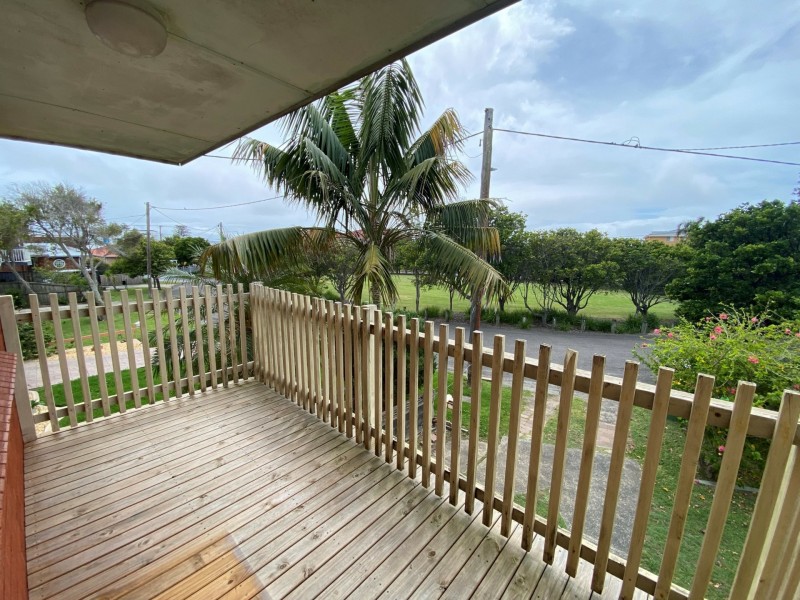 1/7 The Crescent, Blue Bay NSW 2261