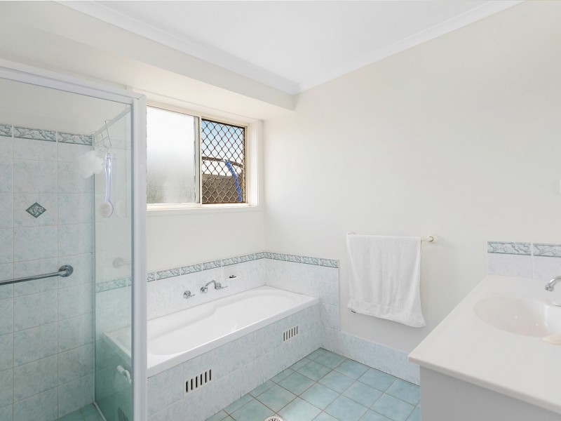 95A Oakland Avenue, The Entrance NSW 2261