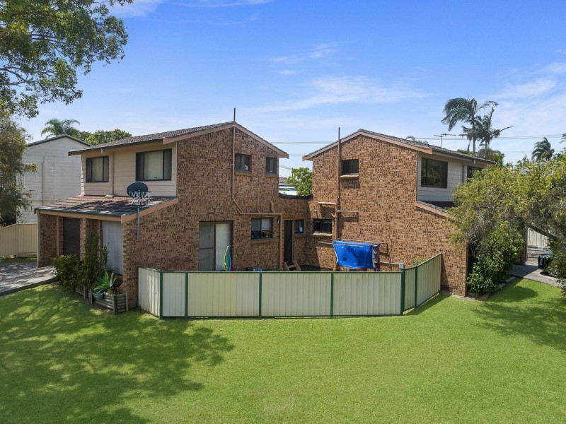 1-2/68 Lumby Drive, Bateau Bay NSW 2261