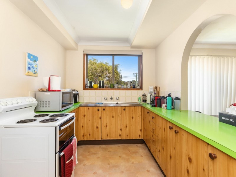 1-2/68 Lumby Drive, Bateau Bay NSW 2261