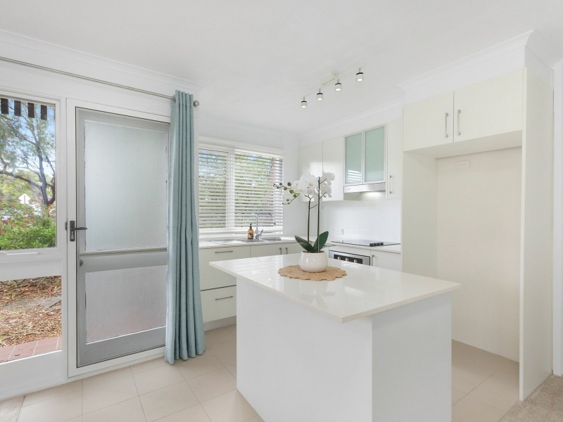 9/15 Bias Avenue, Bateau Bay NSW 2261