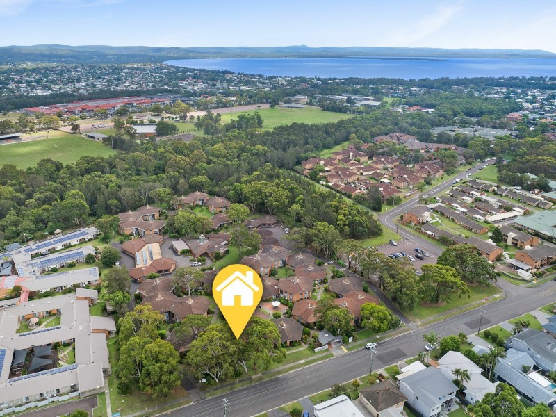 9/15 Bias Avenue, Bateau Bay NSW 2261