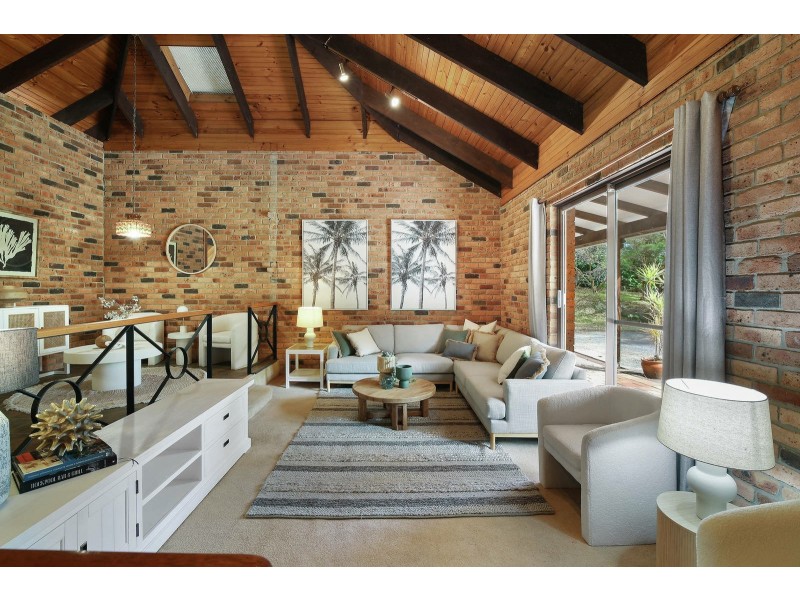 590 The Entrance Road, Wamberal NSW 2260