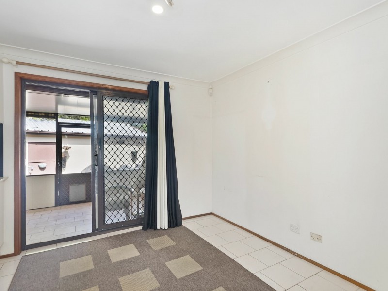 7 Summerland Road, Summerland Point NSW 2259