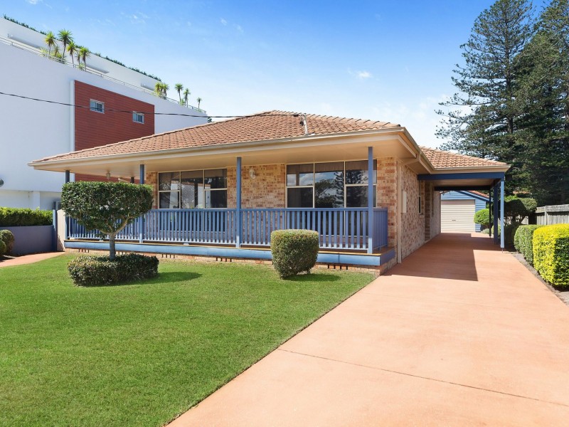 2 Tuggerah Parade, The Entrance NSW 2261
