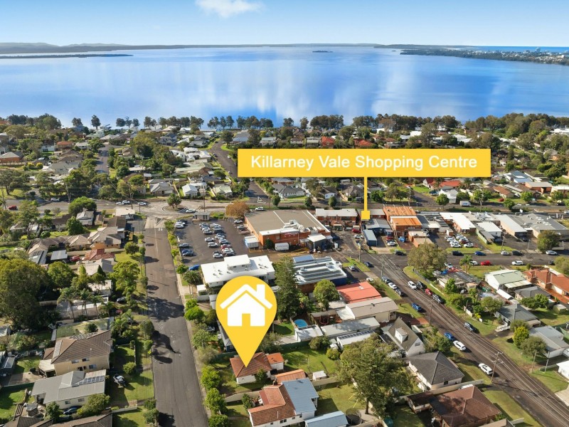 12 South Street, Killarney Vale NSW 2261