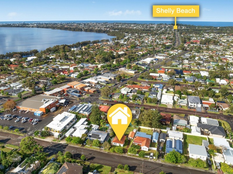 12 South Street, Killarney Vale NSW 2261