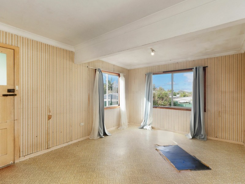 12 South Street, Killarney Vale NSW 2261