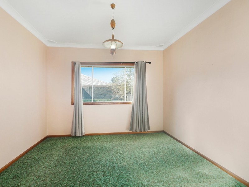 12 South Street, Killarney Vale NSW 2261