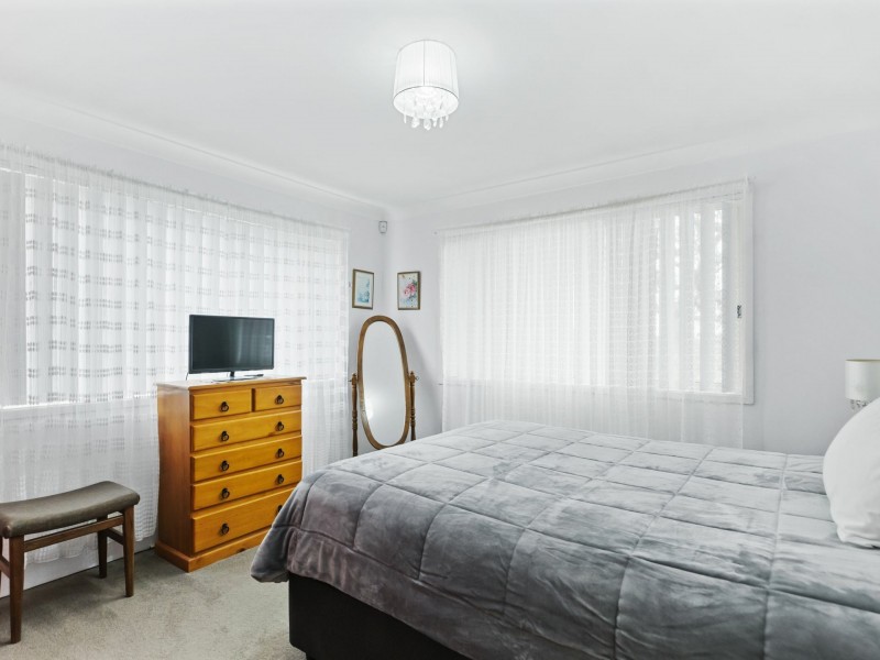 40 Morley Avenue, Bateau Bay NSW 2261