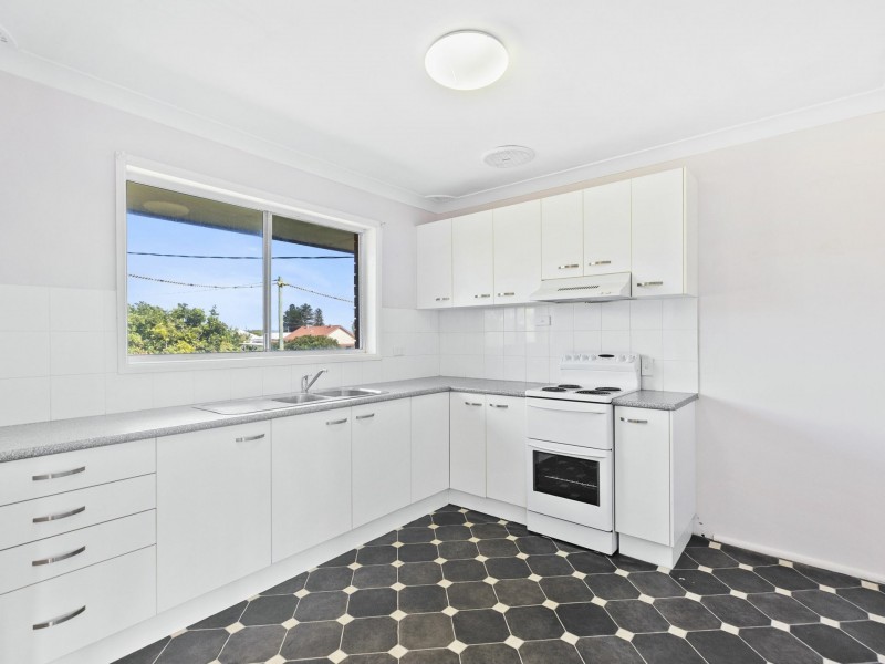 7 The Crescent, Blue Bay NSW 2261