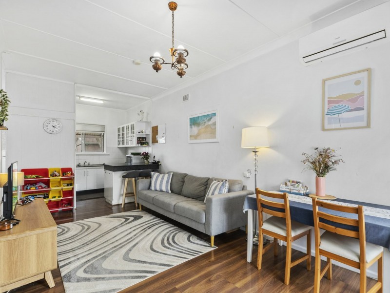 11 Mcgirr Avenue, The Entrance NSW 2261