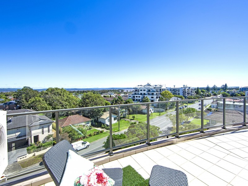 33/18-24 Torrens Avenue, The Entrance NSW 2261