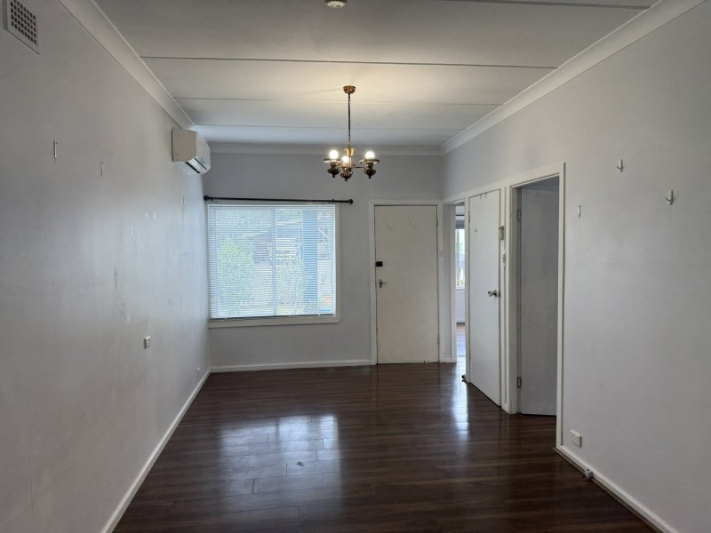 11 McGirr Avenue, The Entrance NSW 2261