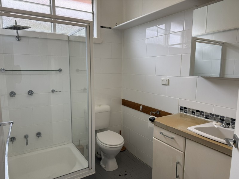 11 McGirr Avenue, The Entrance NSW 2261