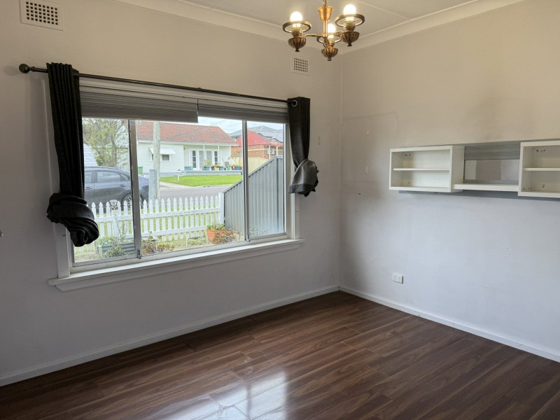 11 McGirr Avenue, The Entrance NSW 2261