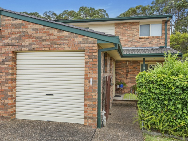 1/8 Lonsdale Close, Lake Haven NSW 2263