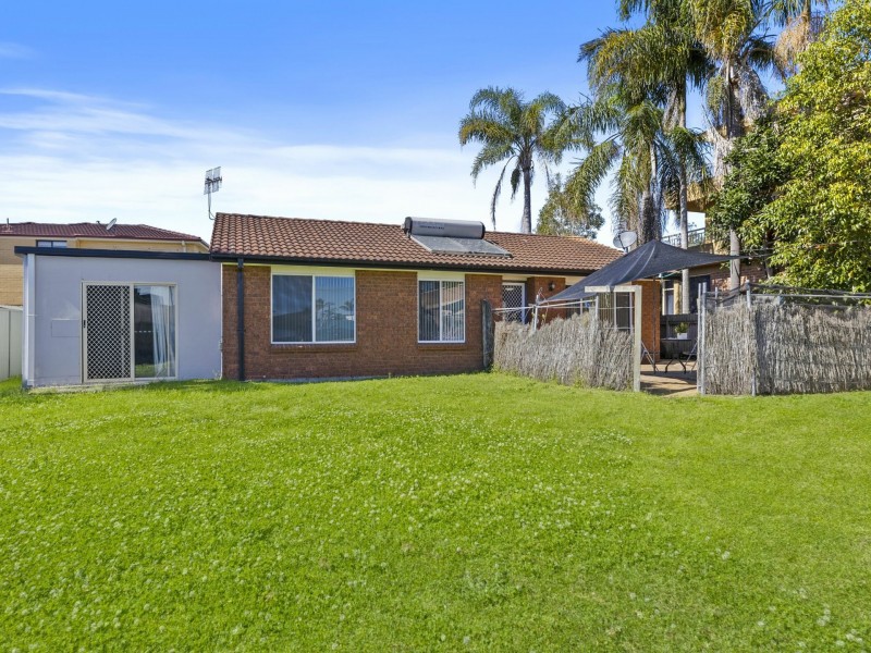 4 Taylor Street, The Entrance NSW 2261