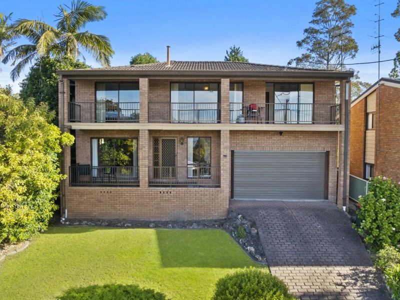 12 Jeannie Crescent, Berkeley Vale NSW 2261