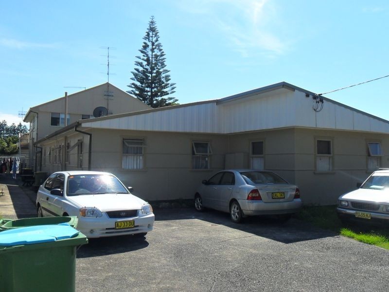 1/6 Yeddenba Avenue, Blue Bay NSW 2261