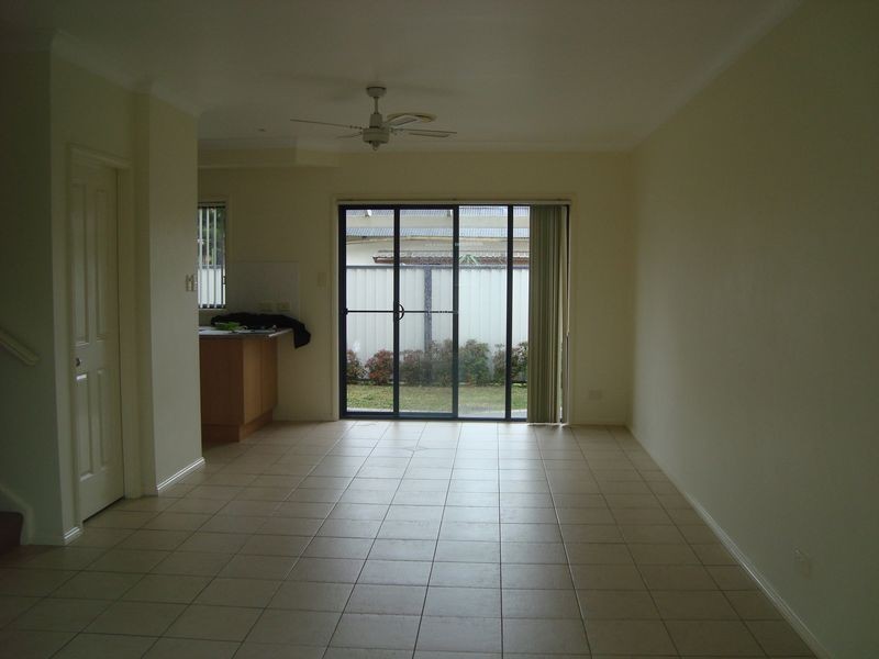 2/139 Ocean Parade, Blue Bay NSW 2261