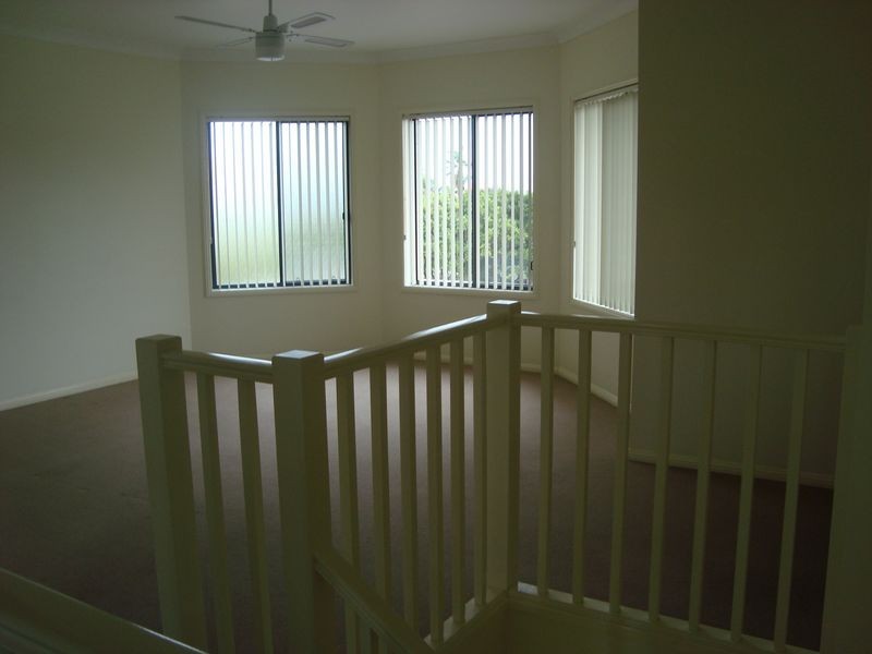 2/139 Ocean Parade, Blue Bay NSW 2261