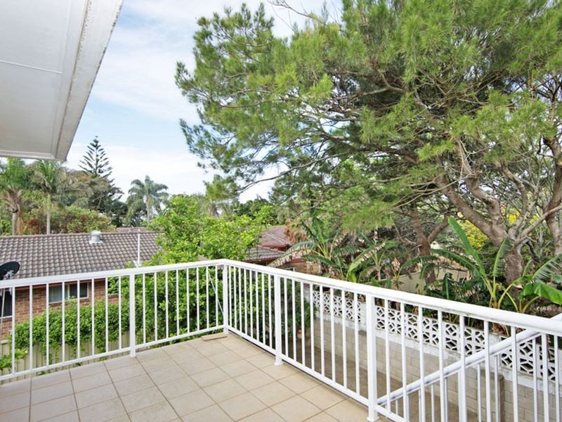 144 Bay Road, Toowoon Bay NSW 2261