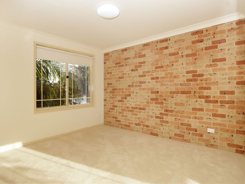 5/2-4 Yethonga Avenue, Blue Bay NSW 2261