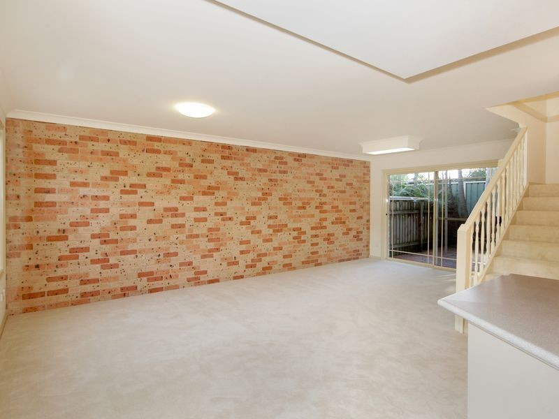 5/2-4 Yethonga Avenue, Blue Bay NSW 2261