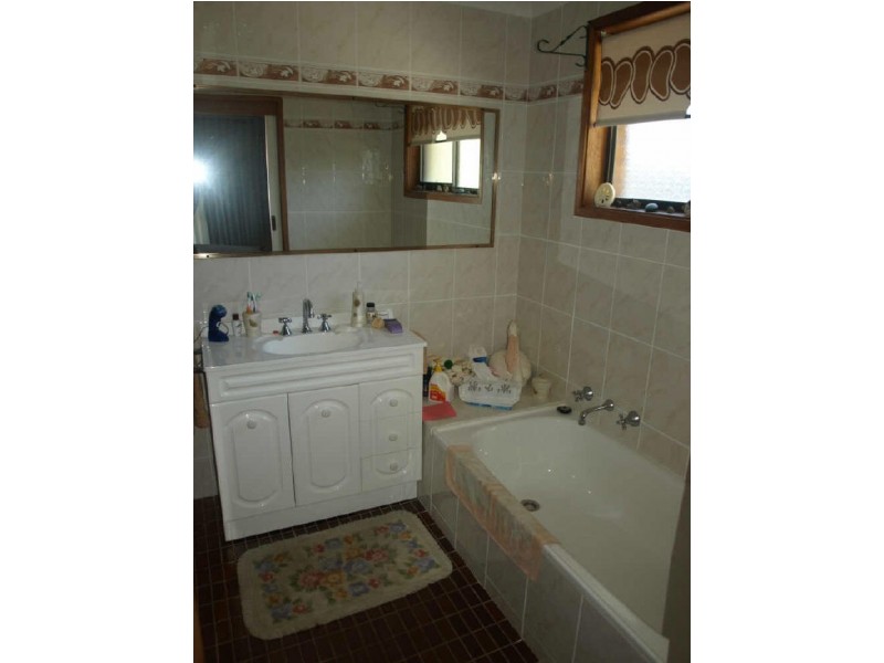 Berkeley Vale NSW 2261