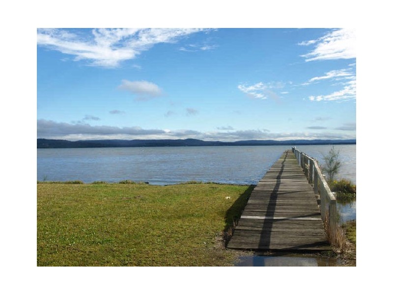 1 Gladstan Avenue, Long Jetty NSW 2261
