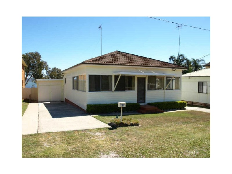 87 Lakeside Parade, The Entrance NSW 2261